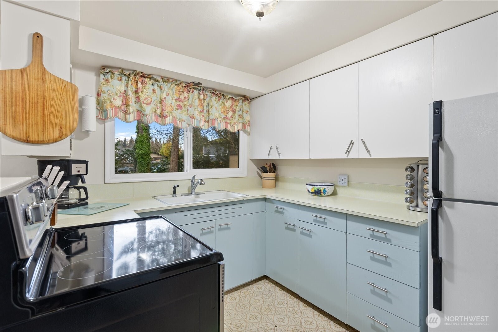 712 3rd Street , Sultan, WA 98294