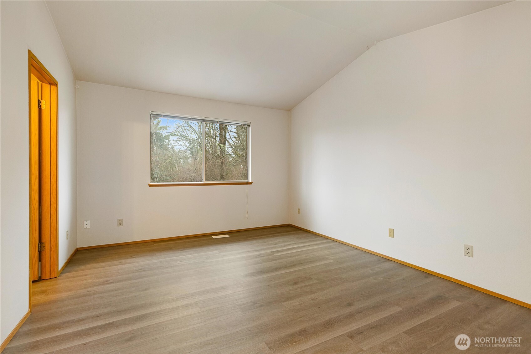 2078 SE 8th Drive , Renton, WA 98055