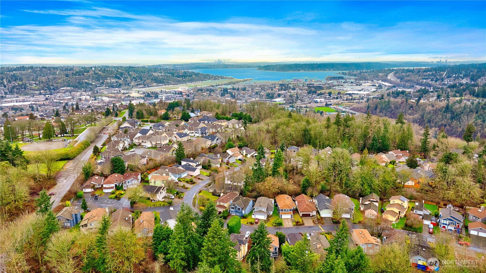 2078 SE 8th Drive , Renton, WA 98055