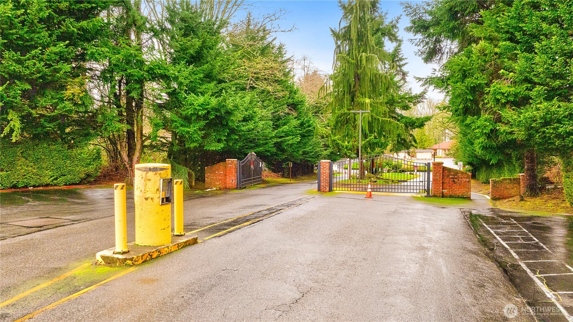 2078 SE 8th Drive , Renton, WA 98055