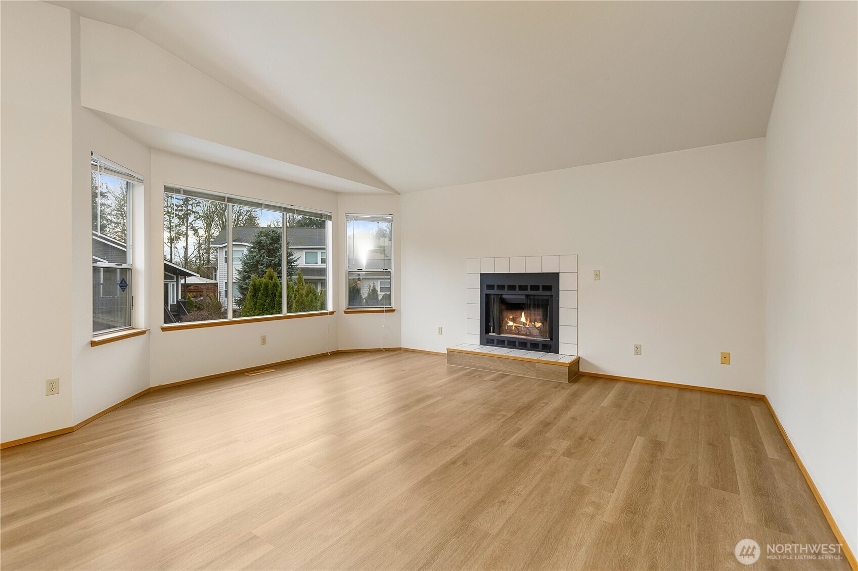 2078 SE 8th Drive , Renton, WA 98055