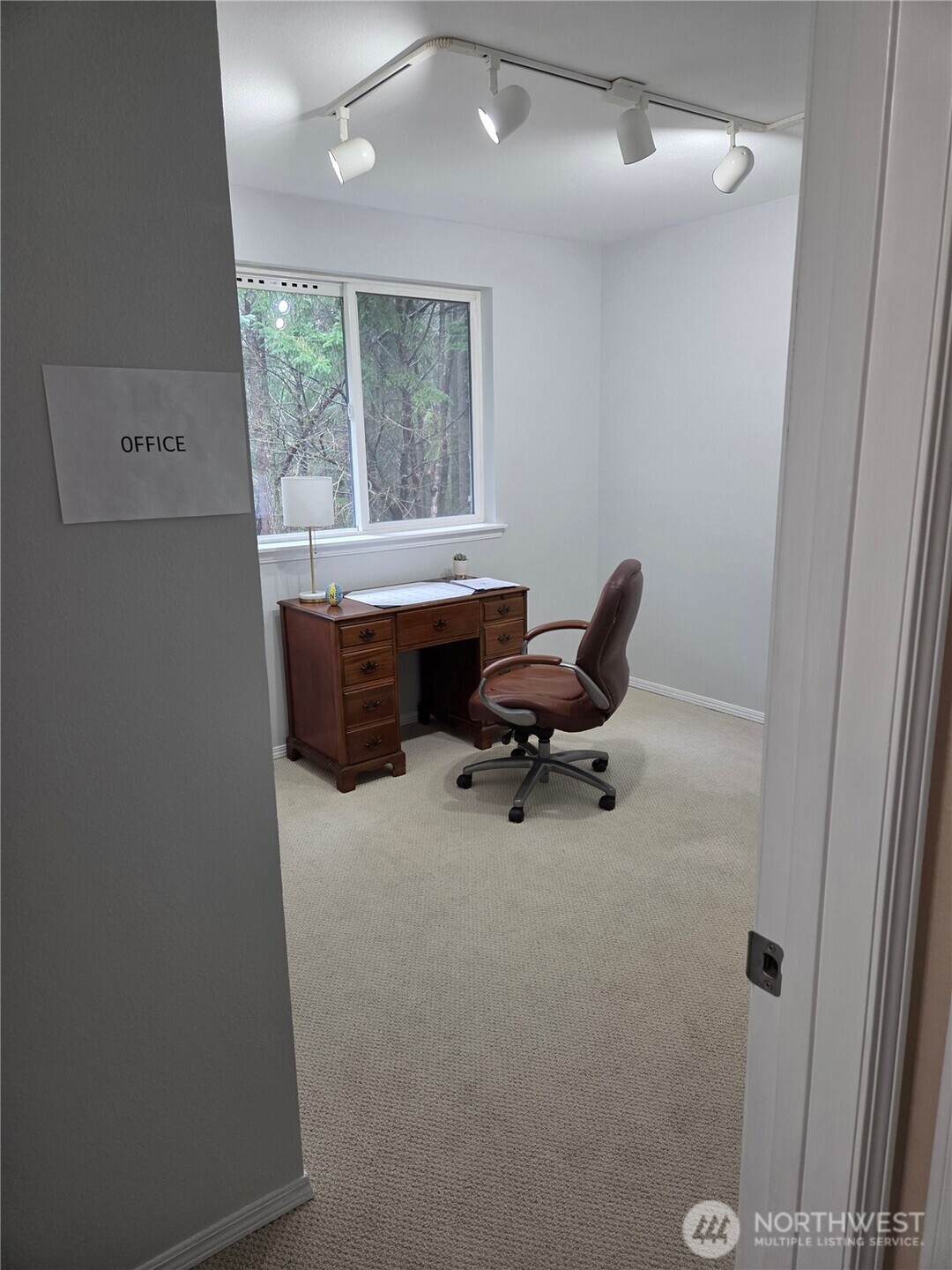 1043 Nootka Drive , Fox Island, WA 98333