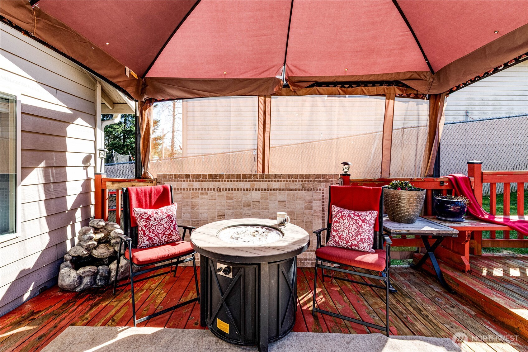 1833 W 12th Street , Port Angeles, WA 98363