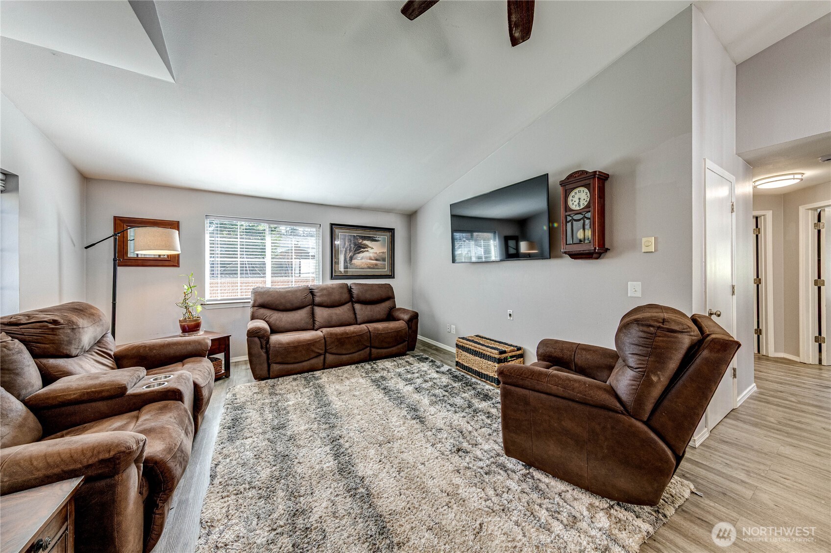 1833 W 12th Street , Port Angeles, WA 98363