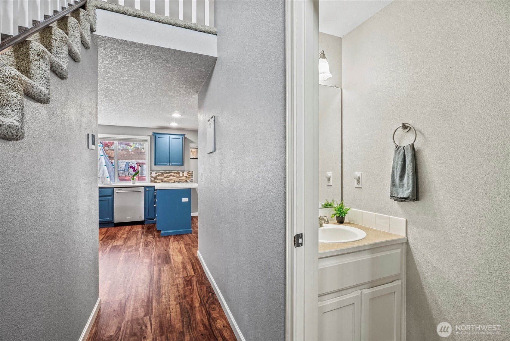 2410 N Heron Drive , Ridgefield, WA 98642