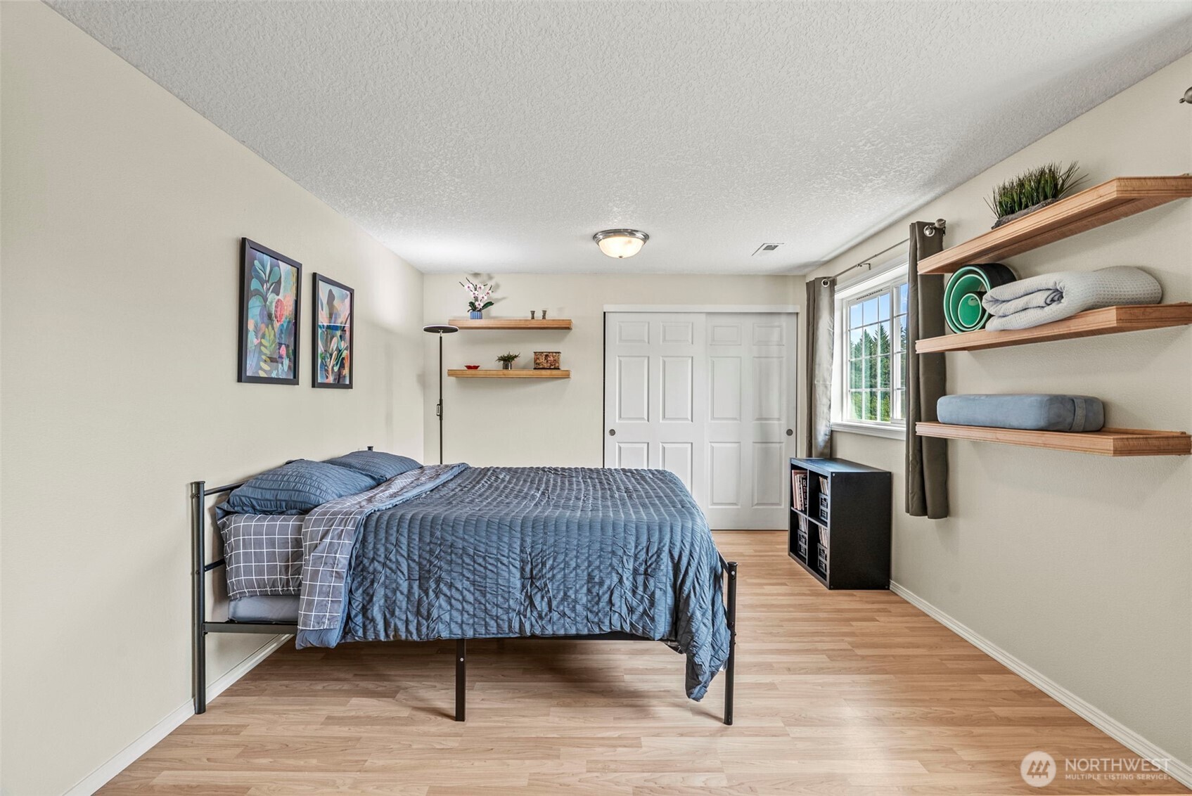 2410 N Heron Drive , Ridgefield, WA 98642