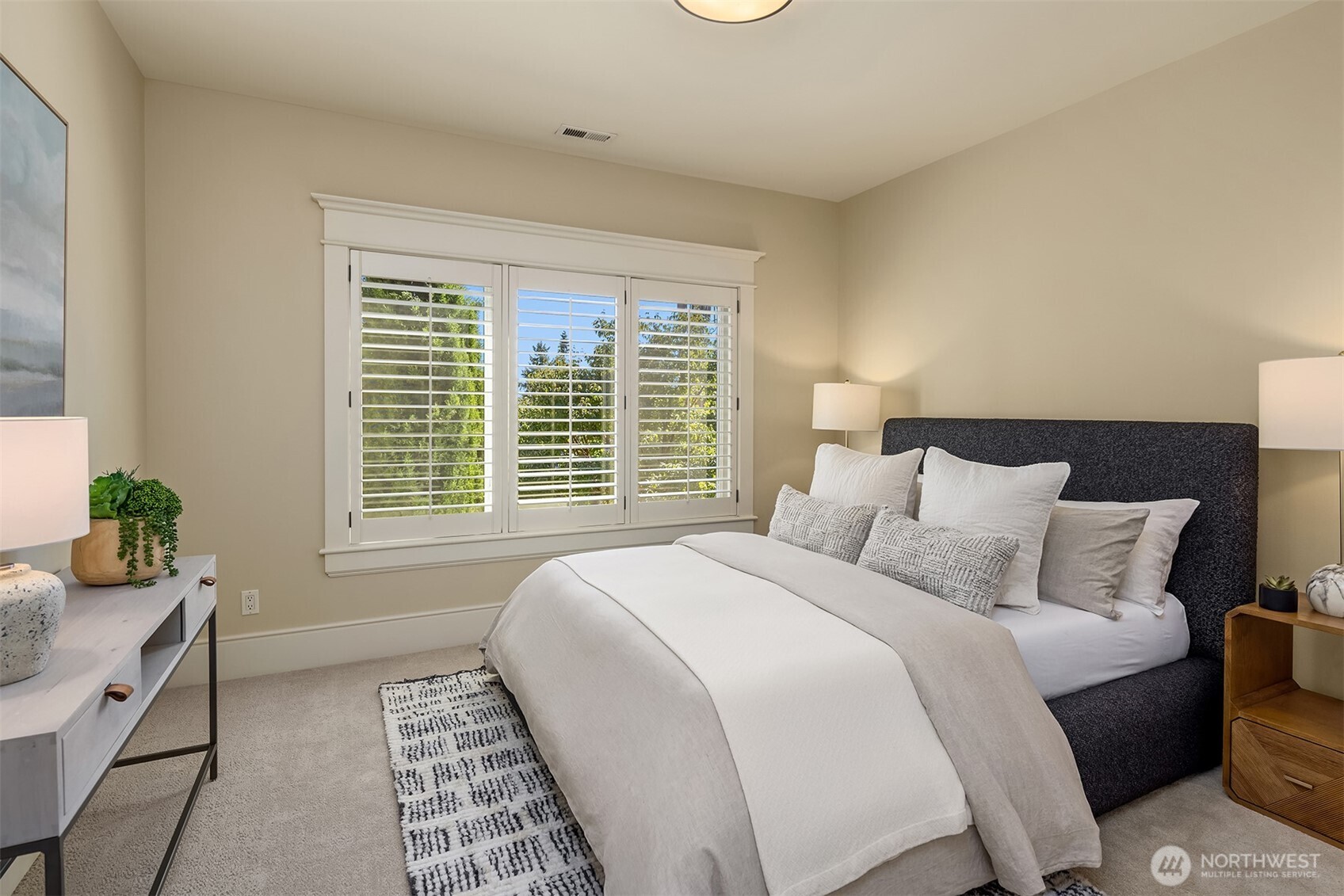 805 92nd Avenue NE, Bellevue, WA 98004