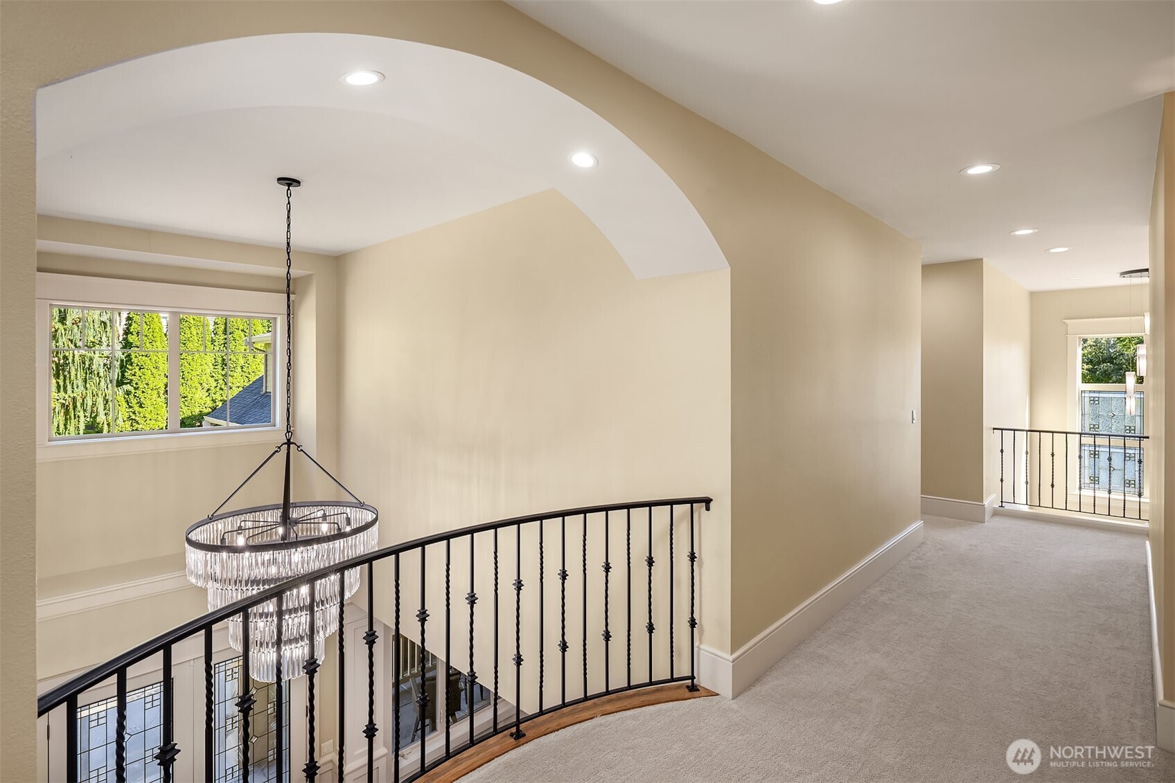 805 92nd Avenue NE, Bellevue, WA 98004