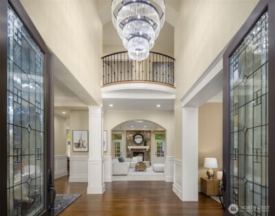 805 92nd Avenue NE, Bellevue, WA 98004 - Photo 3