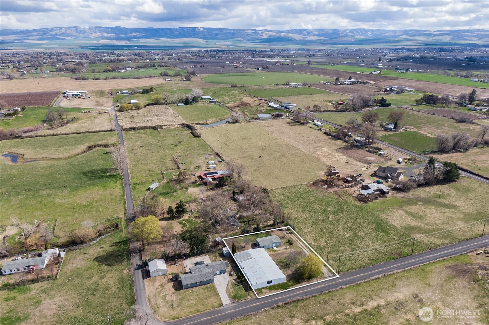 84889 Triangle Station Road , Milton-Freewater, OR 99361