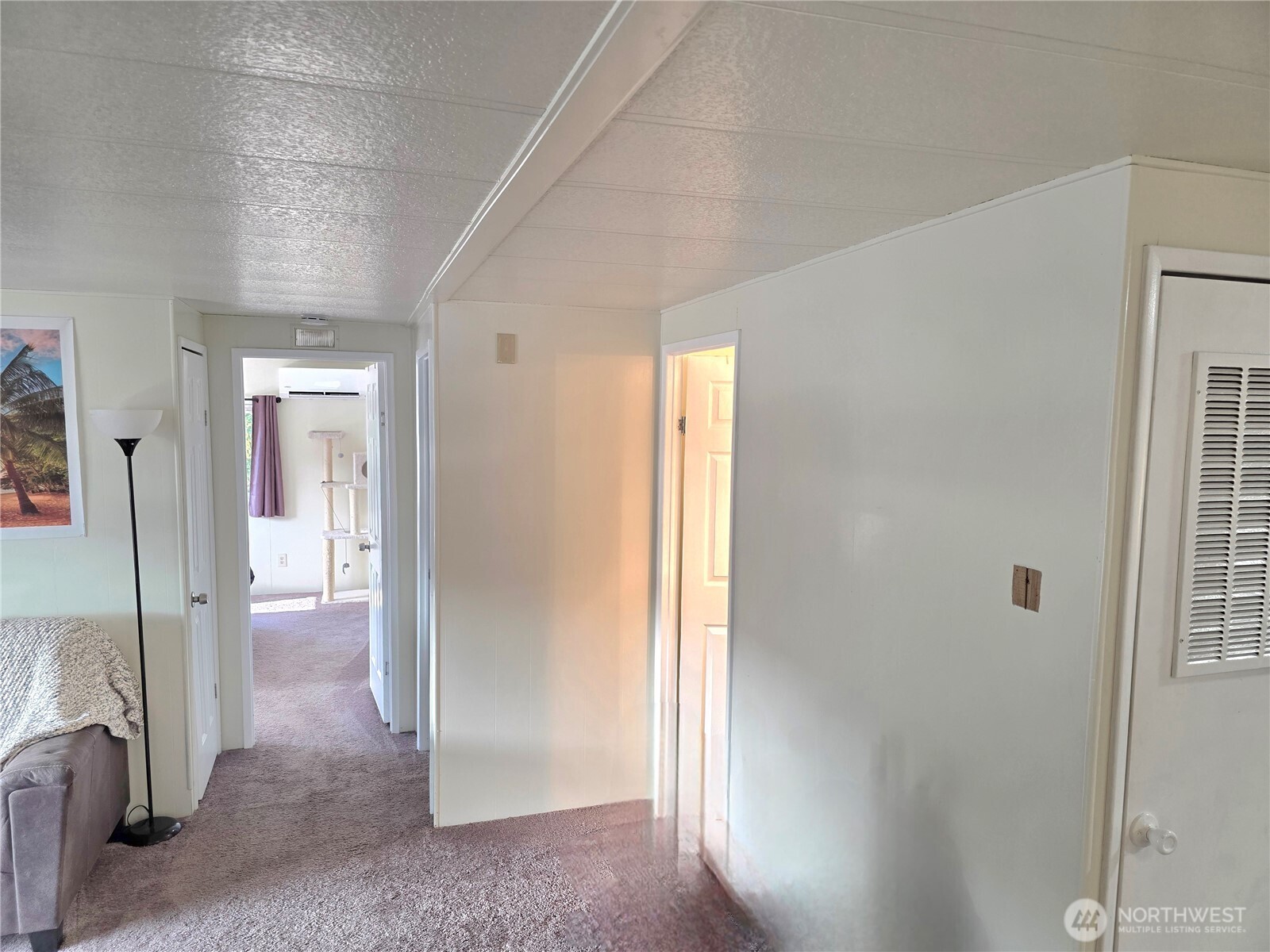 2397 Nightingale Lane , Kelso, WA 98626