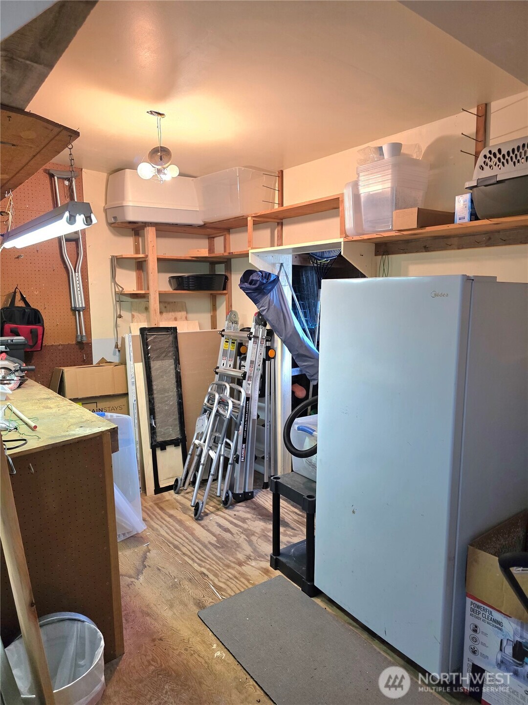 2397 Nightingale Lane , Kelso, WA 98626