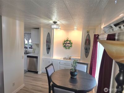 2397 Nightingale Lane , Kelso, WA 98626 - Photo 8