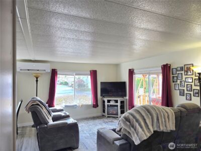 2397 Nightingale Lane , Kelso, WA 98626 - Photo 10