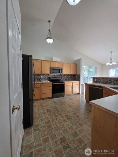 17611 67th Avenue Ct E, Puyallup, WA 98375 - Photo 14