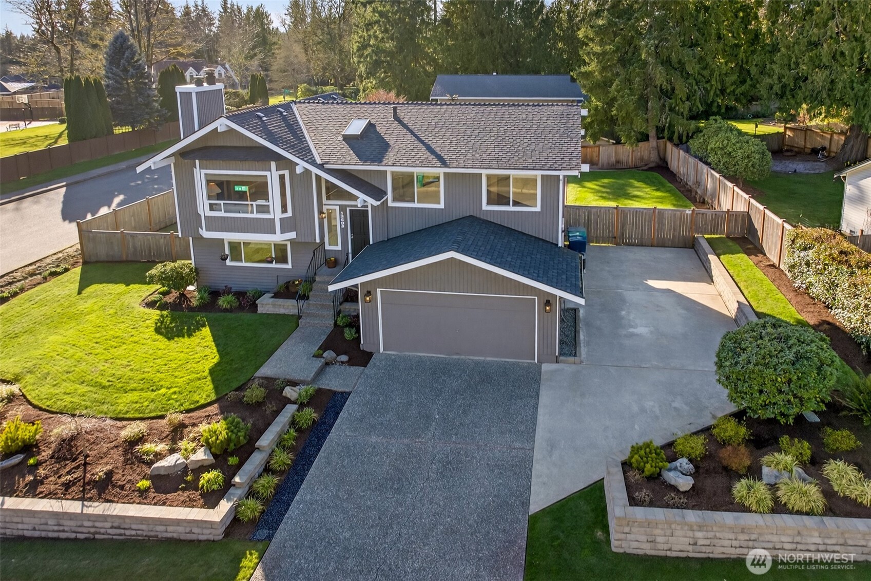 13603 179th Avenue NE, Redmond, WA 98052