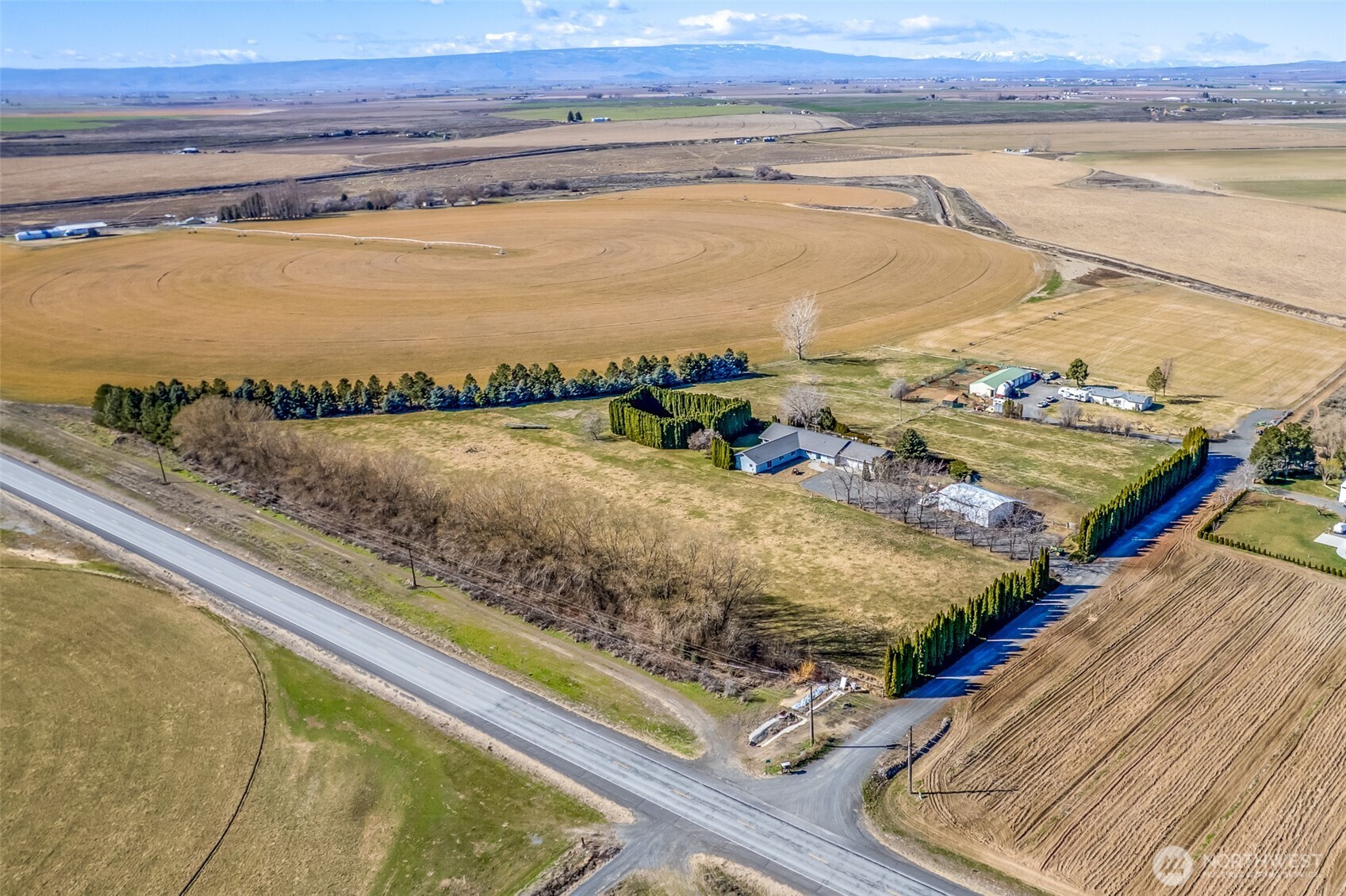 8729 Road 7.6 NW, Ephrata, WA 98823