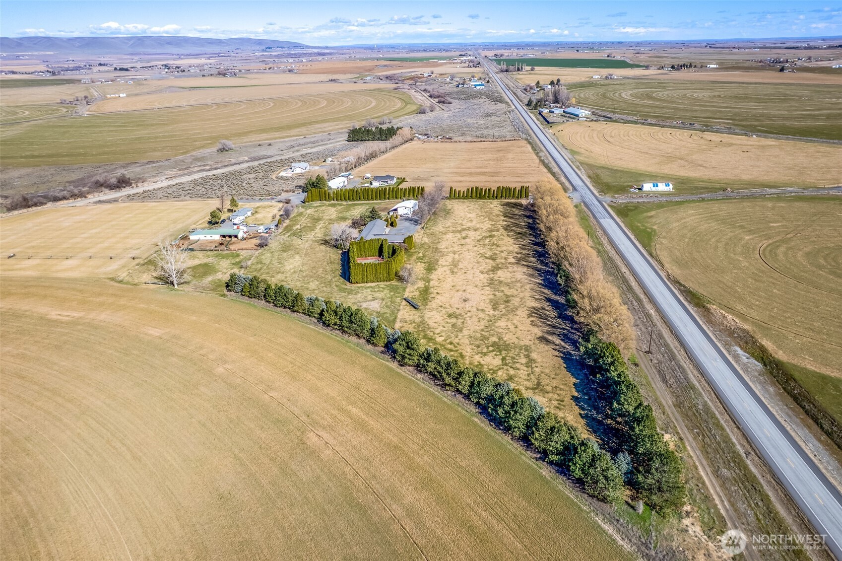 8729 Road 7.6 NW, Ephrata, WA 98823