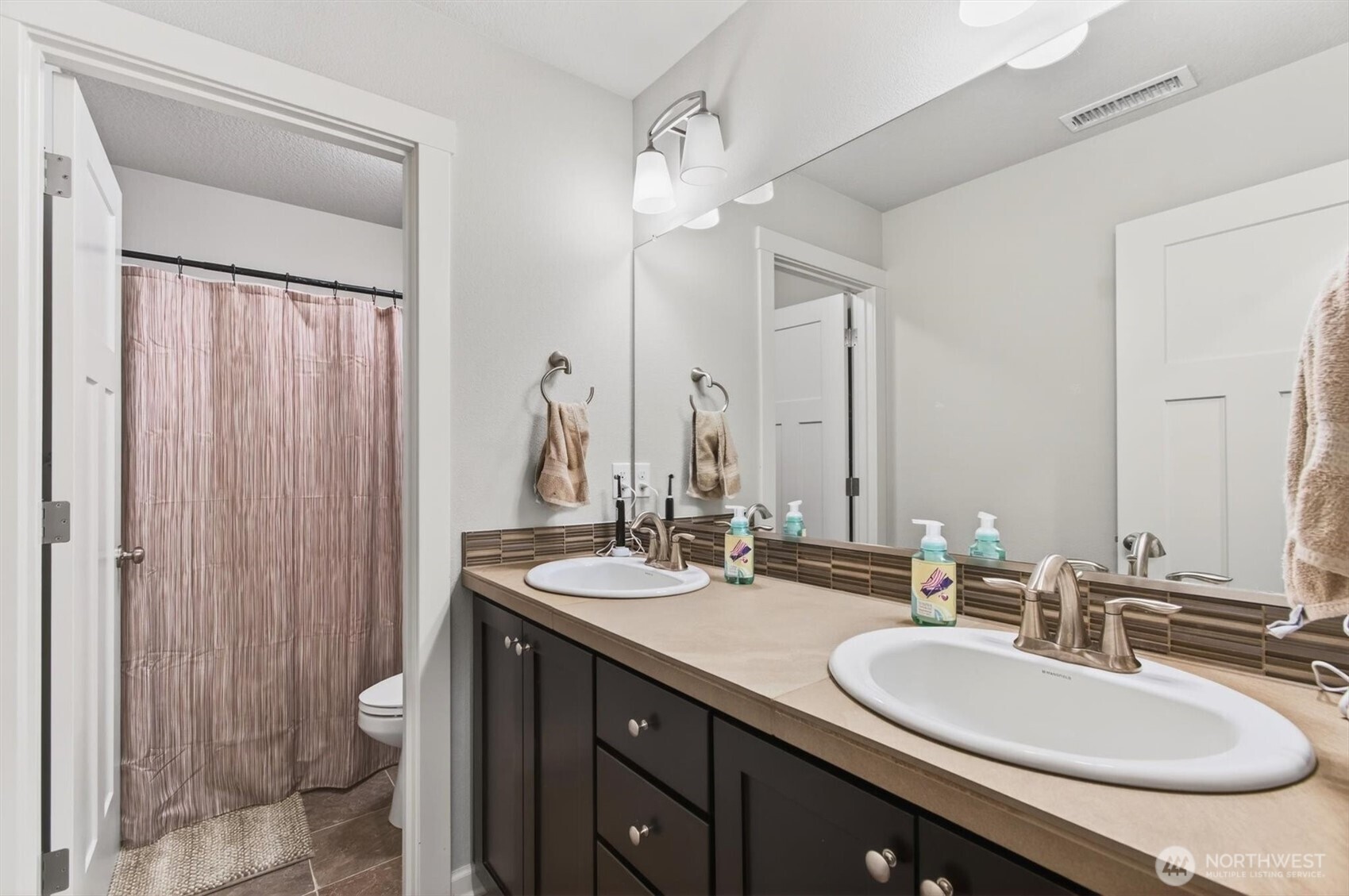 3731 S Willow Drive , Ridgefield, WA 98642