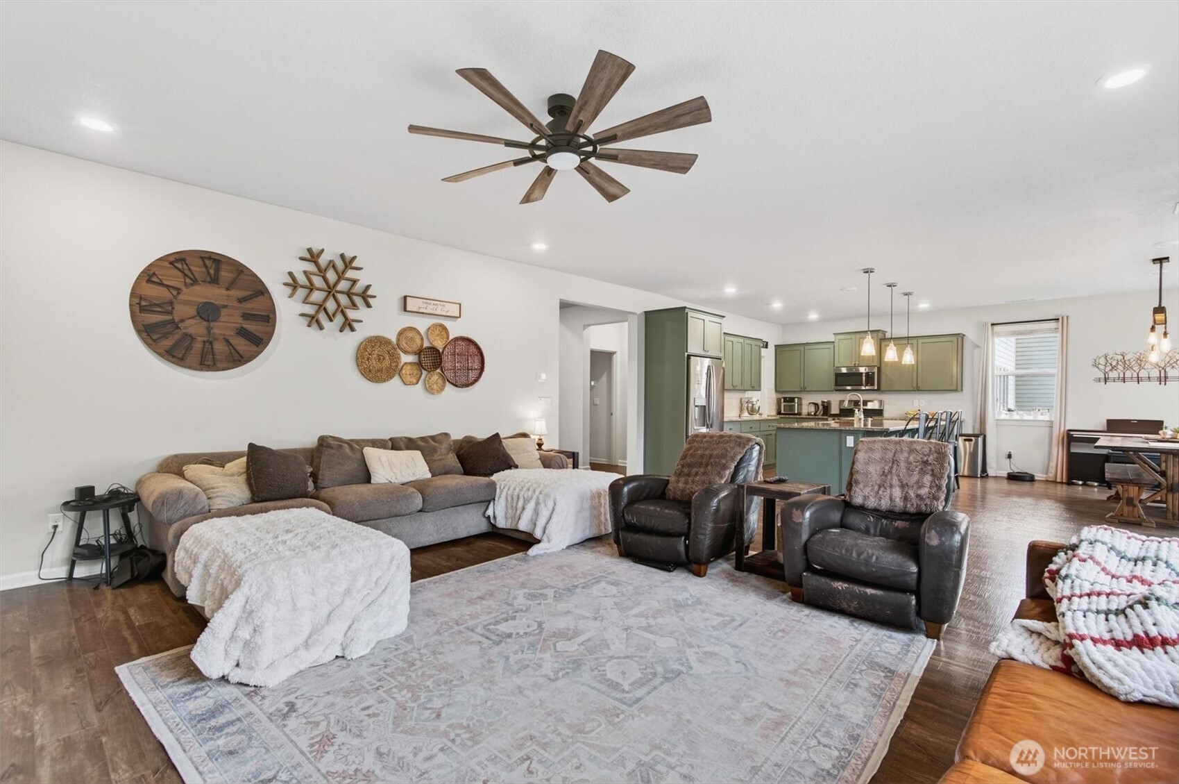 3731 S Willow Drive , Ridgefield, WA 98642