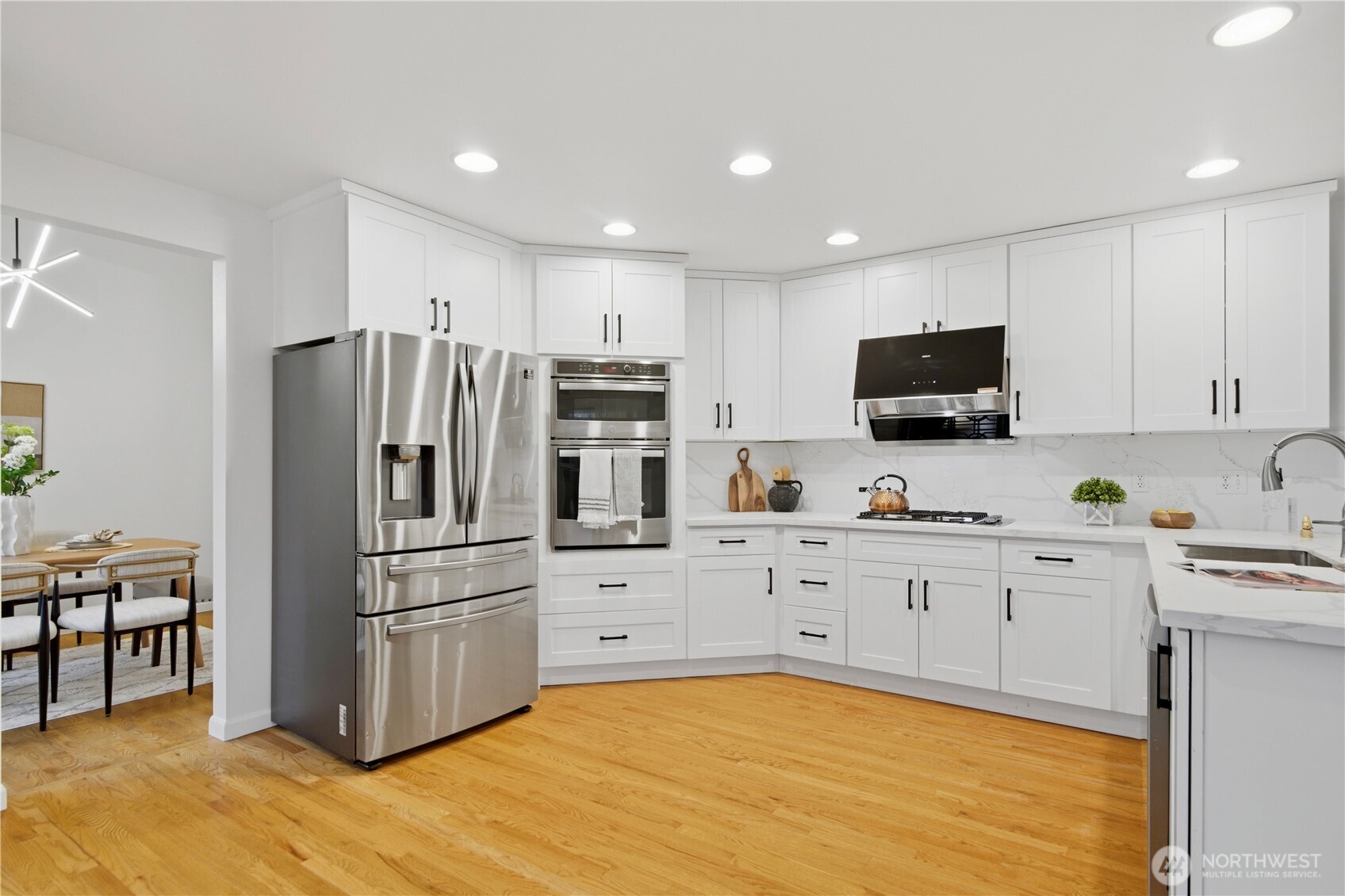 25024 SE 41st Drive , Sammamish, WA 98029