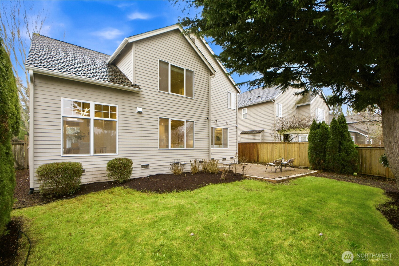 25024 SE 41st Drive , Sammamish, WA 98029