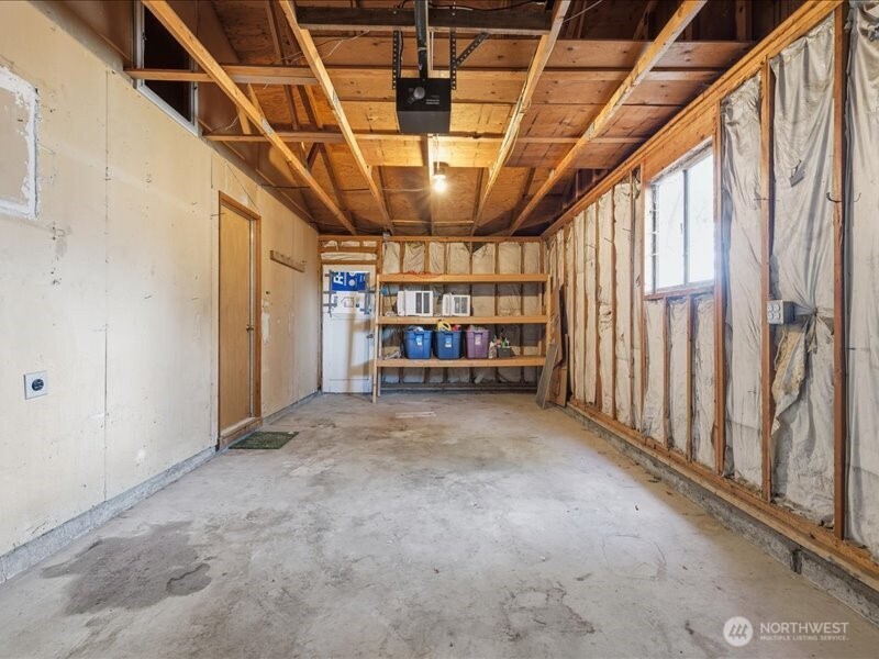 702 West Ridge Drive , Omak, WA 98841