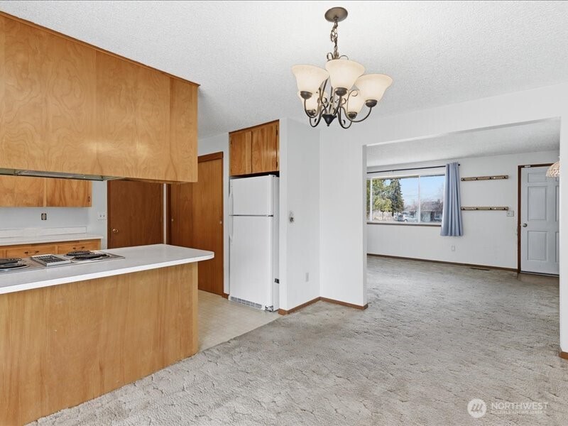 702 West Ridge Drive , Omak, WA 98841