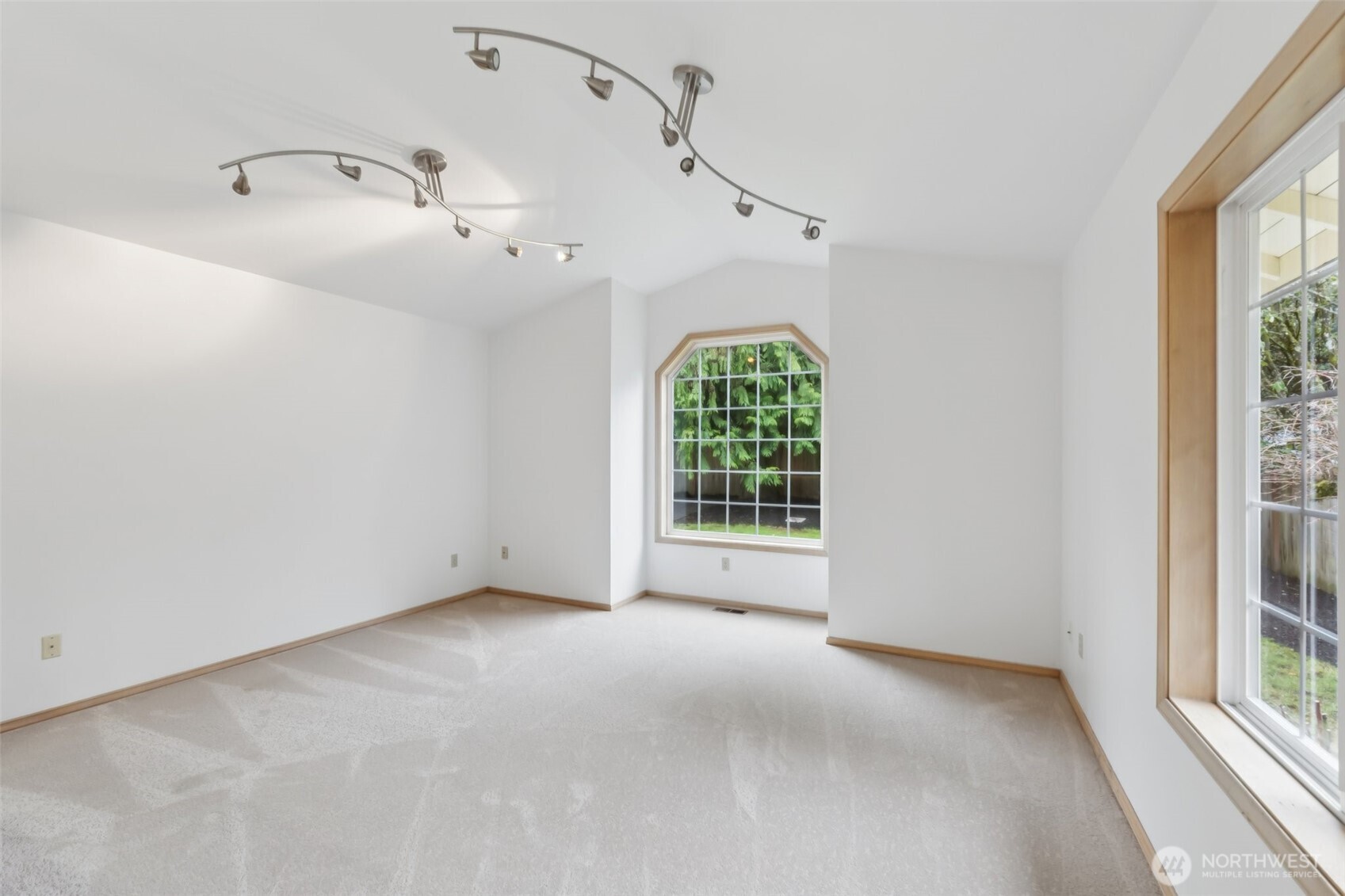 9227 232nd Street SW, Edmonds, WA 98020