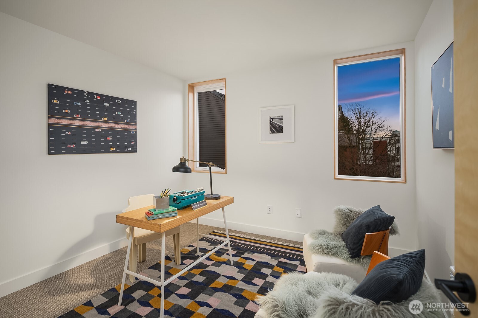 1810 E Mercer Street , Seattle, WA 98112