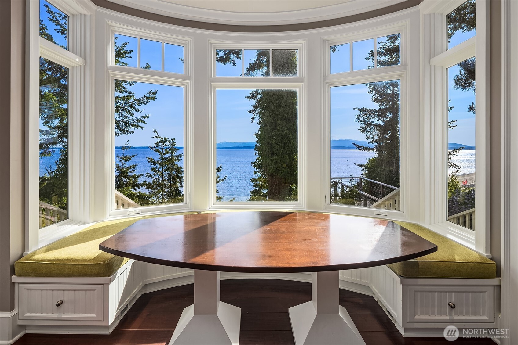 5608 Tara Drive , Freeland, WA 98249