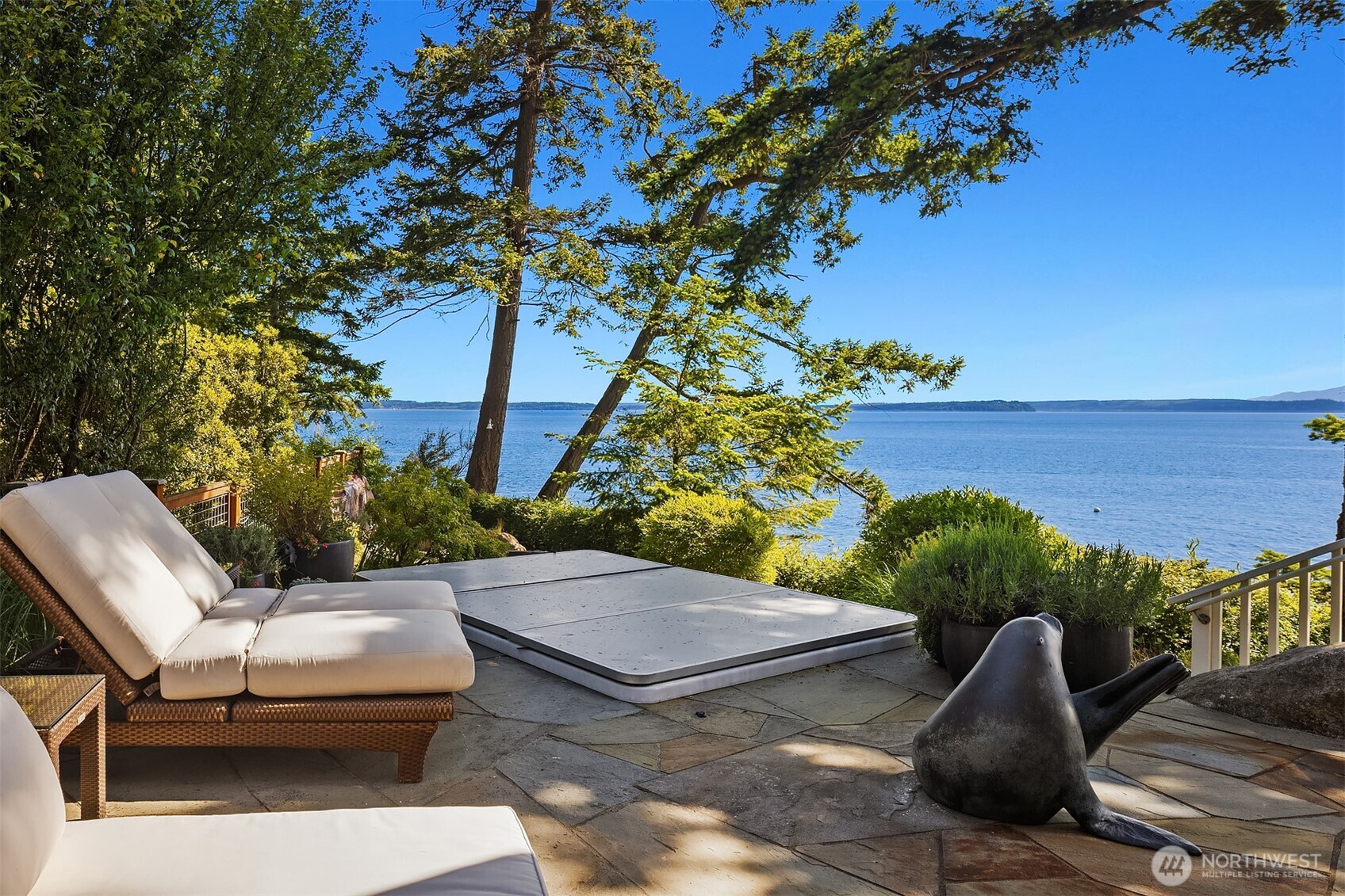 5608 Tara Drive , Freeland, WA 98249