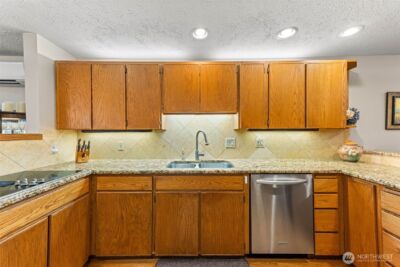 2021 Narrows View Circle NW #C122, Gig Harbor, WA 98335 - Photo 13