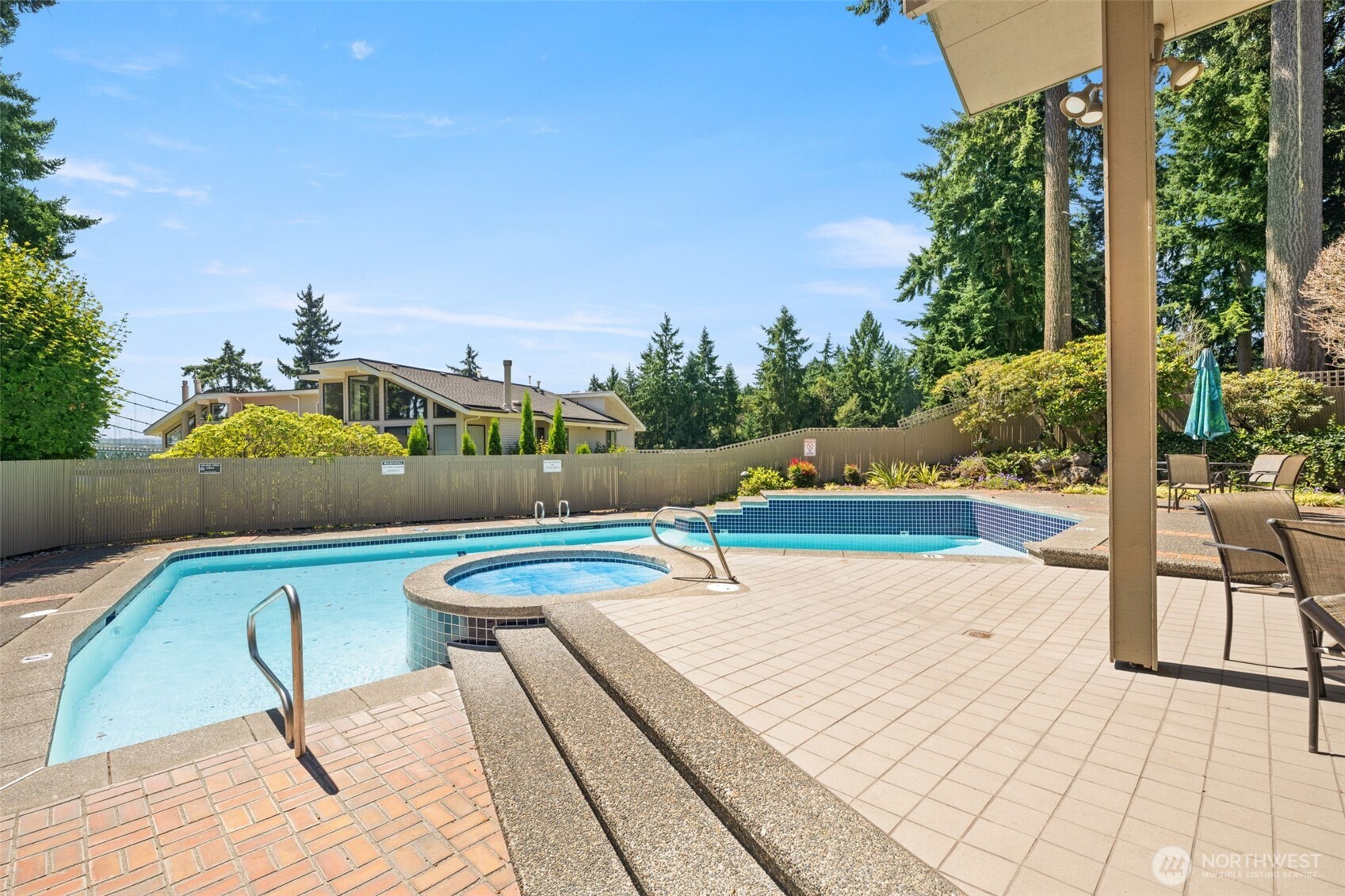 2021 Narrows View Circle NW #C122, Gig Harbor, WA 98335