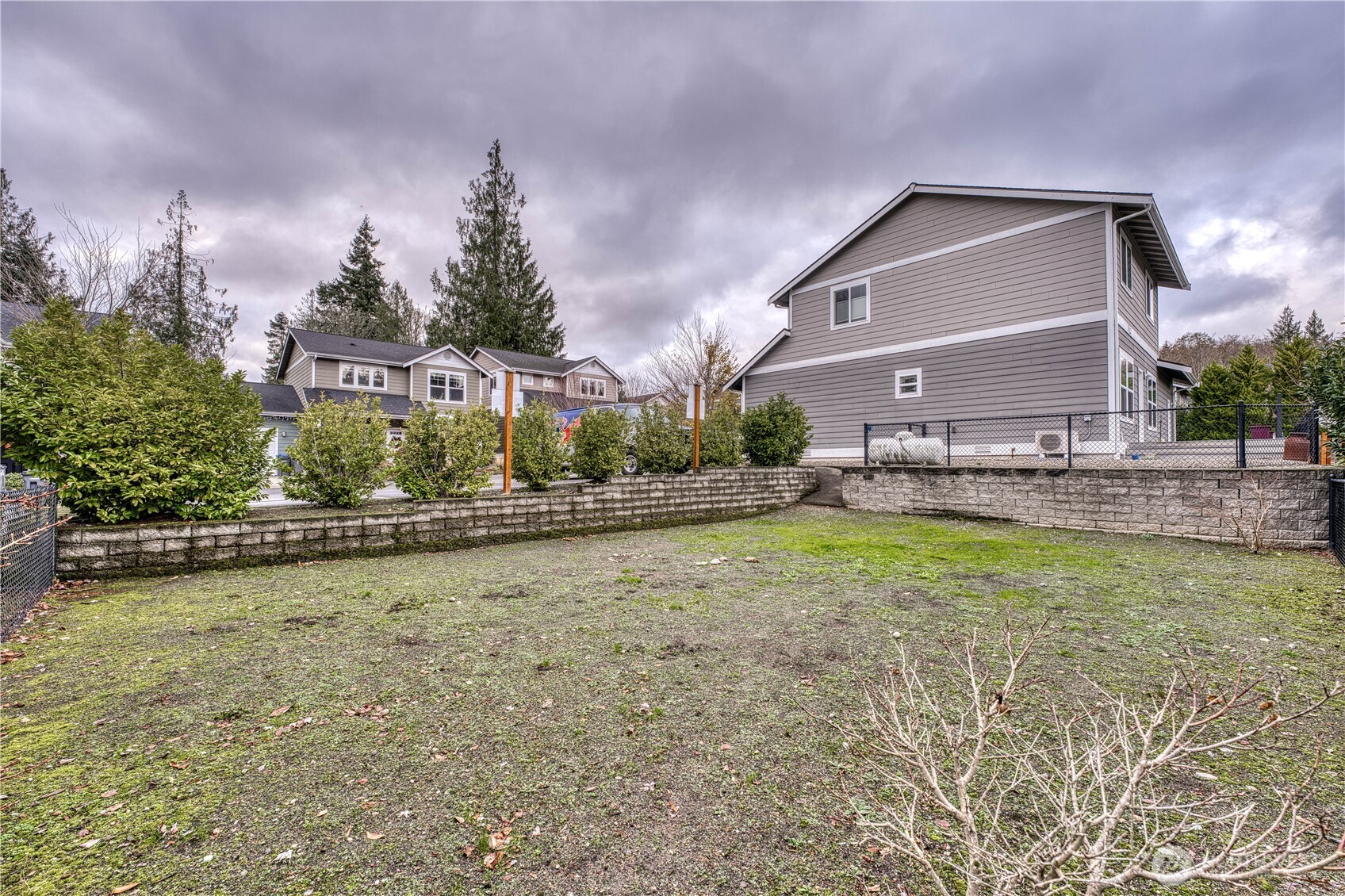 26787 Red Maple Lane NE, Kingston, WA 98346