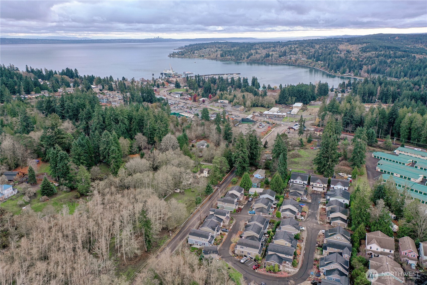 26787 Red Maple Lane NE, Kingston, WA 98346