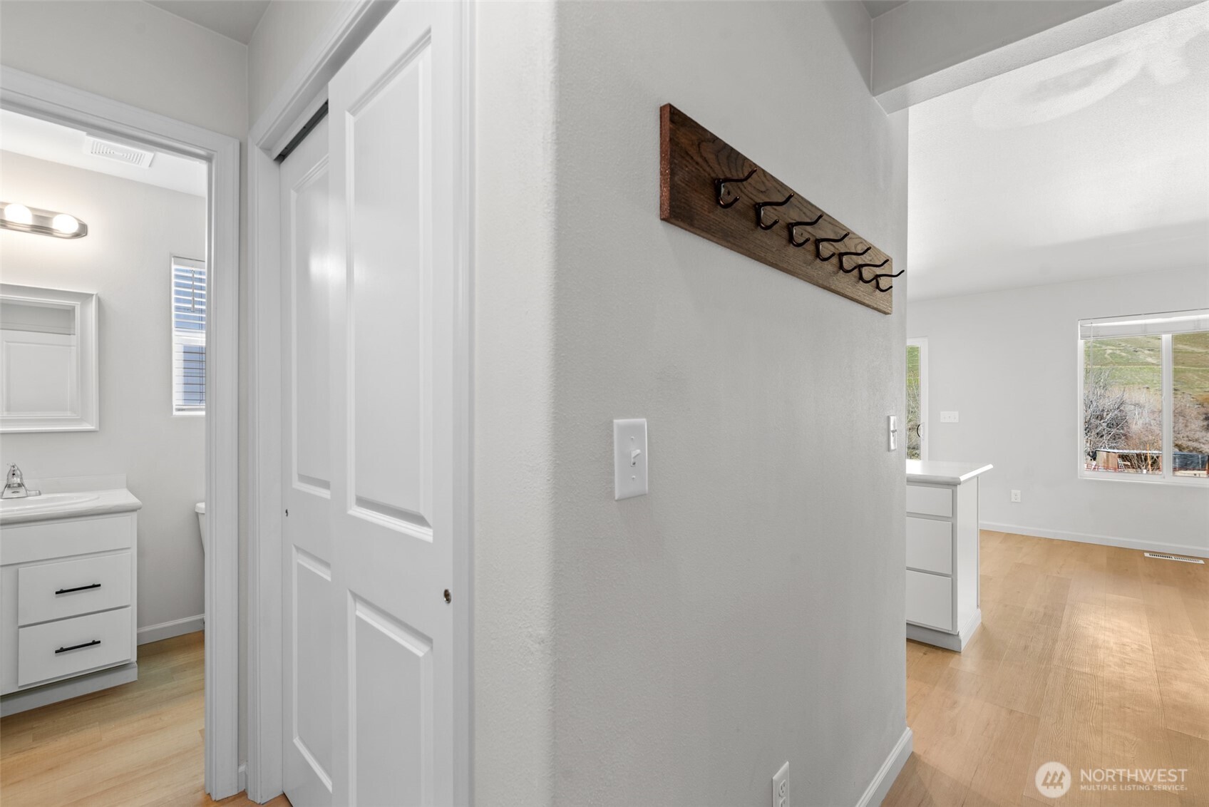 1275 Theo Way , Rock Island, WA 98850