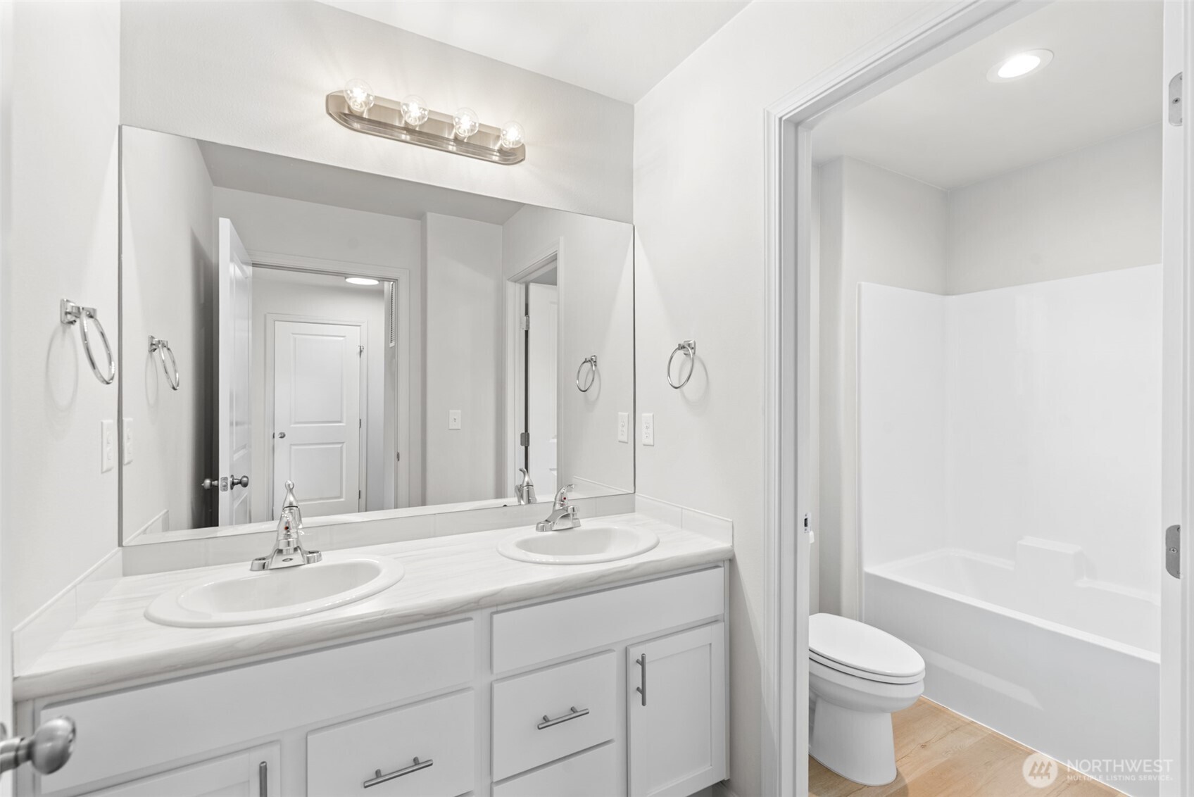 1275 Theo Way , Rock Island, WA 98850