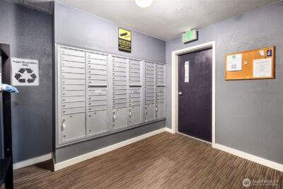 8745 Greenwood Avenue N #207, Seattle, WA 98103-3650 - Photo 18