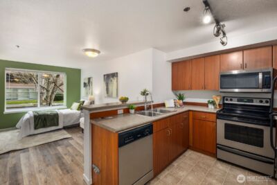 8745 Greenwood Avenue N #207, Seattle, WA 98103-3650 - Photo 8