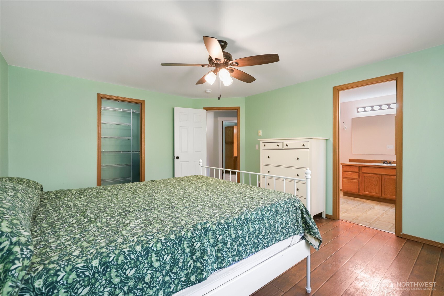 2461 Cantu Lane NW, Seabeck, WA 98380