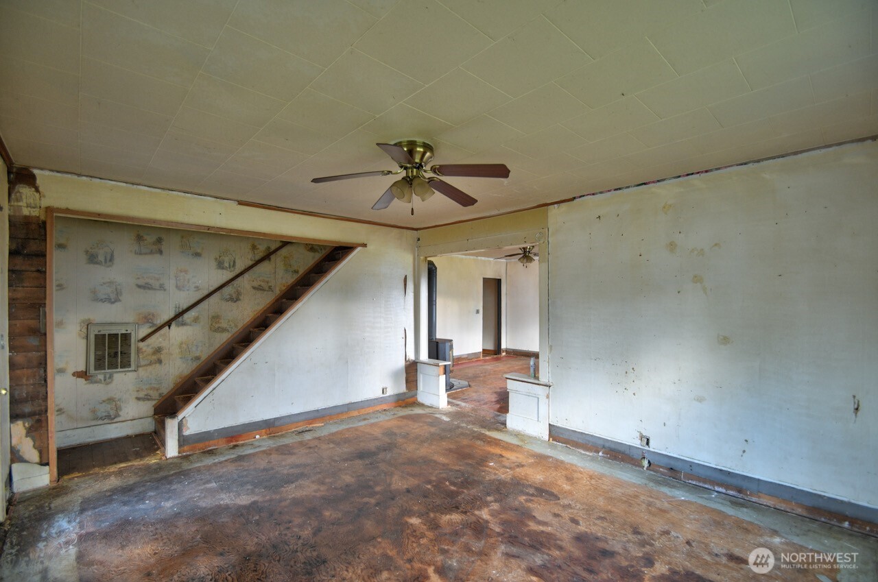 1431 Oxford Avenue , Centralia, WA 98531