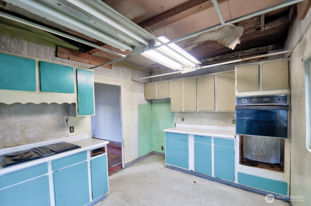 1431 Oxford Avenue , Centralia, WA 98531