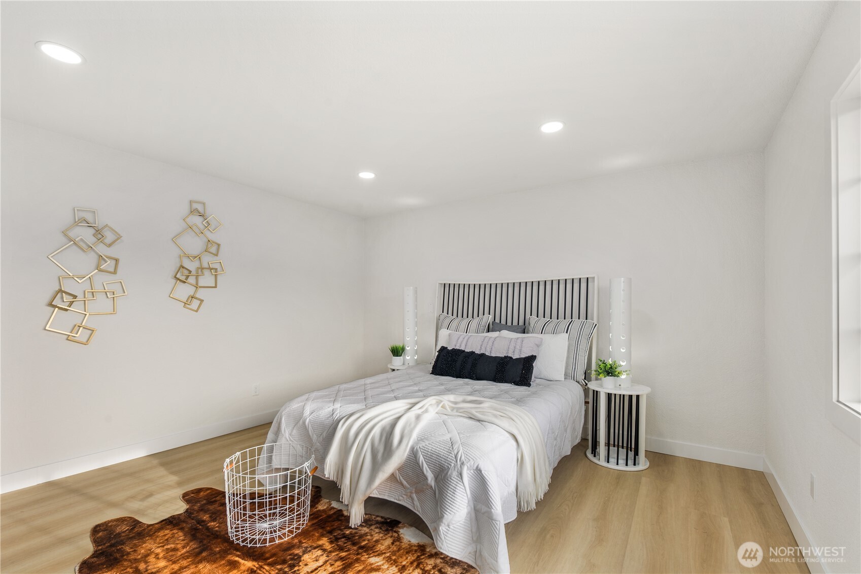 1717 NE Edmonds Ave , Renton, WA 98056