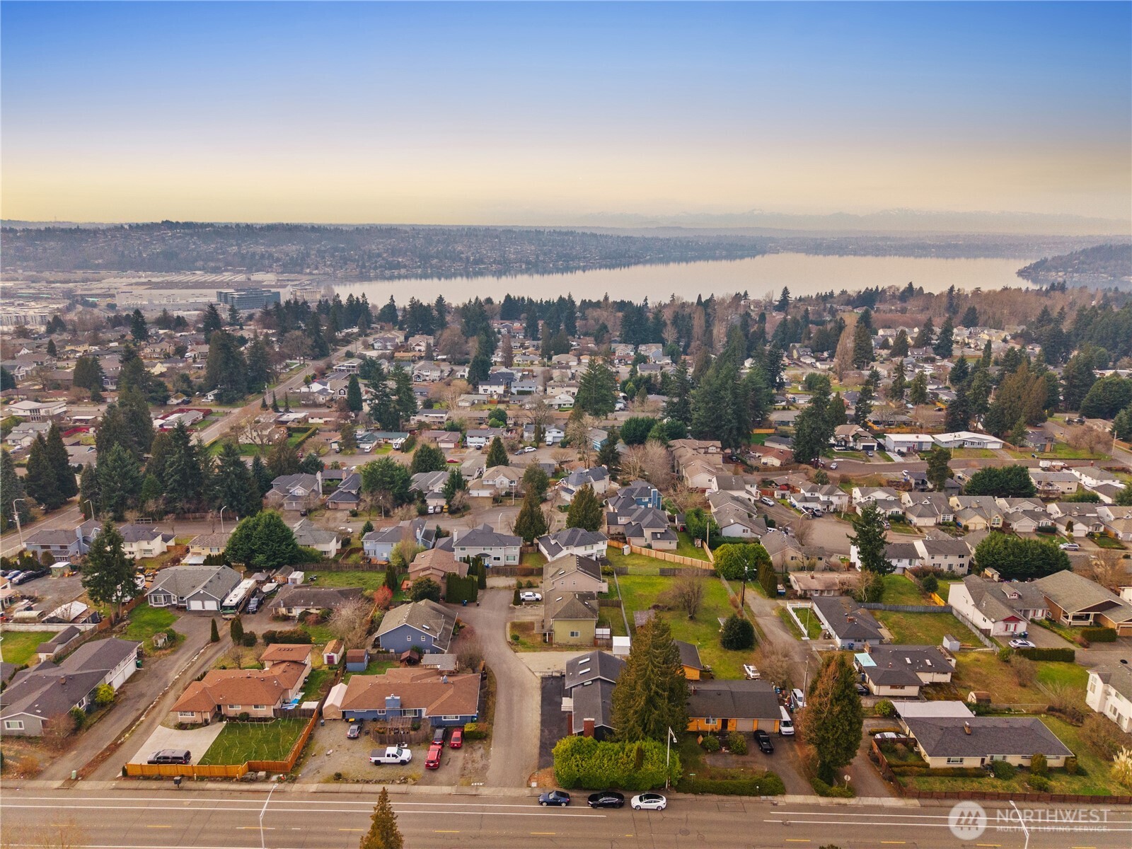 1717 NE Edmonds Ave , Renton, WA 98056