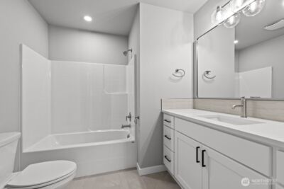 16823 Alder Way #E4, Lynnwood, WA 98037 - Photo 24