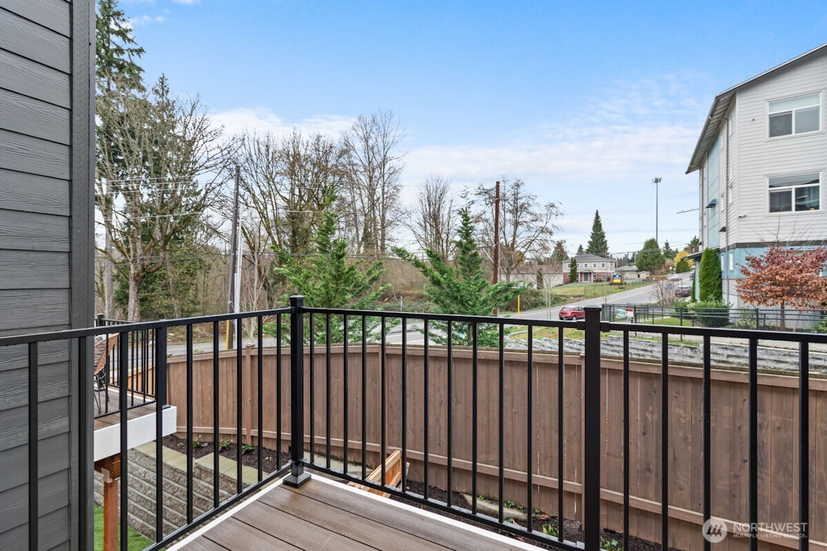 16823 Alder Way #E4, Lynnwood, WA 98037