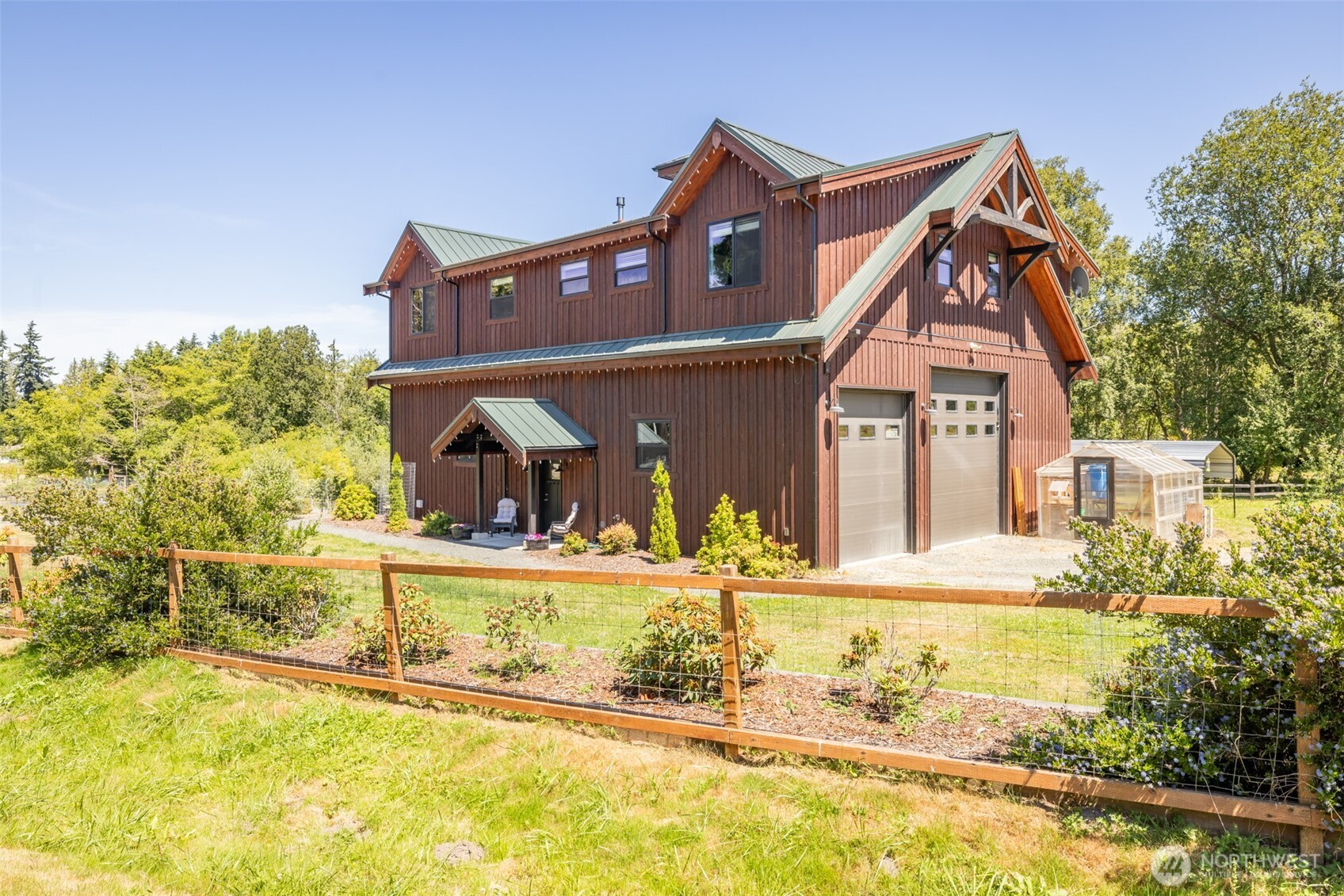 273 Pearce Road , Port Angeles, WA 98362