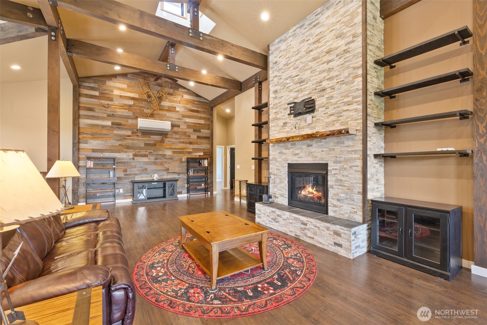 273 Pearce Road , Port Angeles, WA 98362