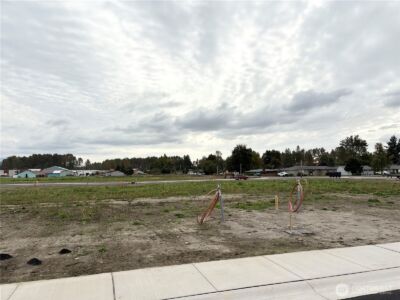 416 W 3rd Street , Everson, WA 98247 - Photo 4